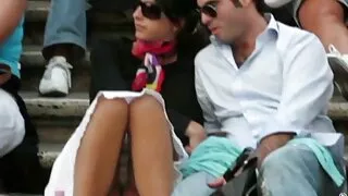 Po apetycznych pieszczot ściska jej wilgotnej cipki sex w trójkącie film