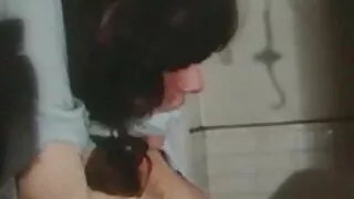 Jest darmowe filmy z gejami całkowicie podekscytowany i daje usta dziewczynie odwagę z końcem