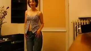 Dziewczyna masturbuje swoją piękną filmy sex za darmo norkę