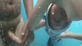BF dobrze podniecony i traktował dziewczynę spermą seks grupowy darmowe filmy