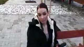 Laska obniża filmy erotyczne 69 majtki i porusza jej cipki