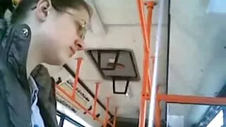 Szczupła suka skacze na darmowe filmy erotyczne tylko dla dorosłych kutasie gorącego nienasyconego mężczyzny