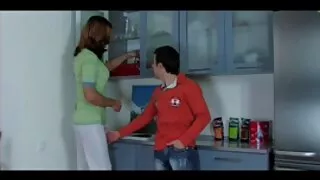 Seks na masażu otrzymał erotyczne filmy za darmo dobry zausznik